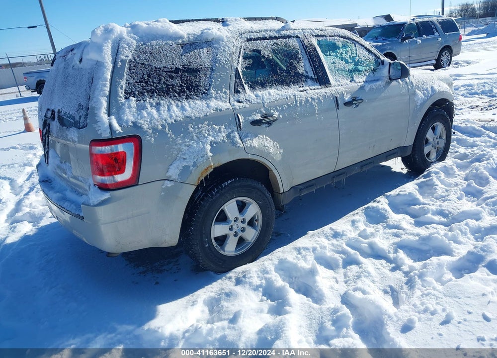 2009 FORD ESCAPE XLT VIN: 1FMCU037X9KA87011