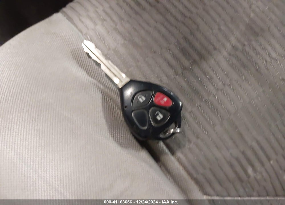 2010 TOYOTA RAV4 VIN: 2T3JF4DV0AW070093