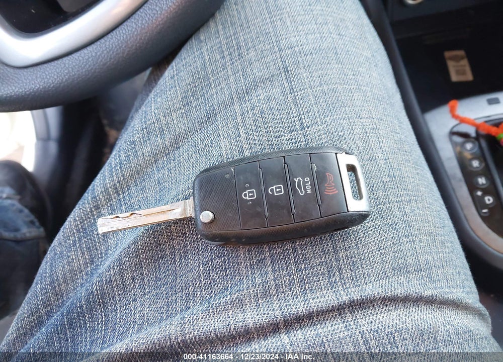 2016 KIA RIO VIN: KNADM4A33G6541795