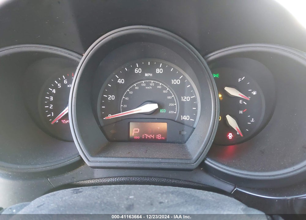 2016 KIA RIO VIN: KNADM4A33G6541795