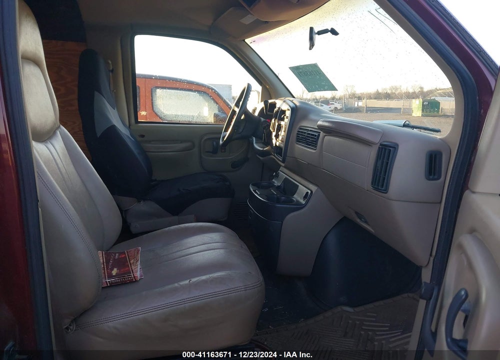 1998 CHEVROLET CHEVY VAN G1500 VIN: 1GCEG15W4W1051461