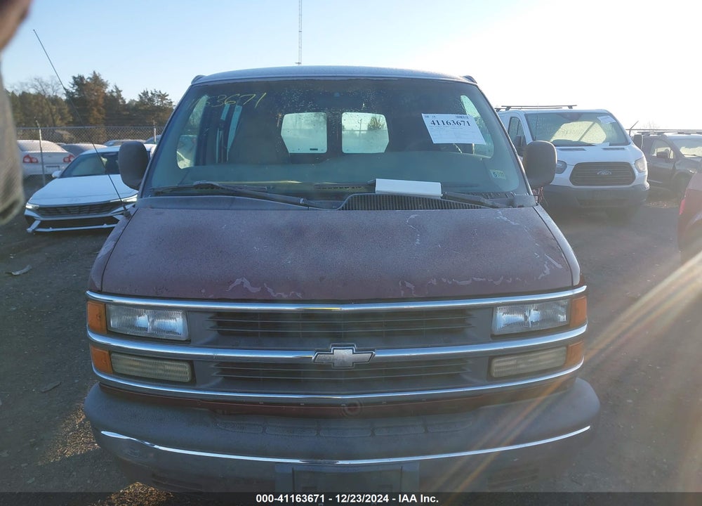 1998 CHEVROLET CHEVY VAN G1500 VIN: 1GCEG15W4W1051461