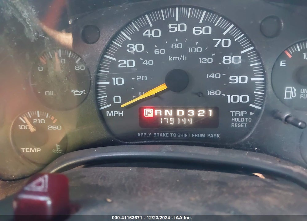 1998 CHEVROLET CHEVY VAN G1500 VIN: 1GCEG15W4W1051461
