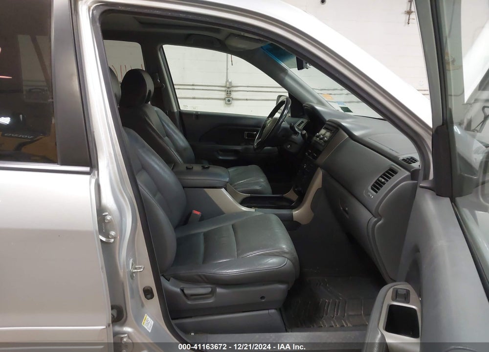 2007 HONDA PILOT EX-L VIN: 2HKYF18517H539246