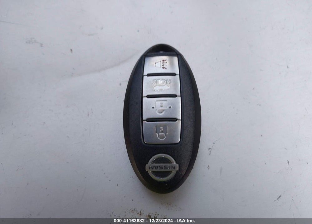 2017 NISSAN SENTRA VIN: 3N1AB7AP2HY294217
