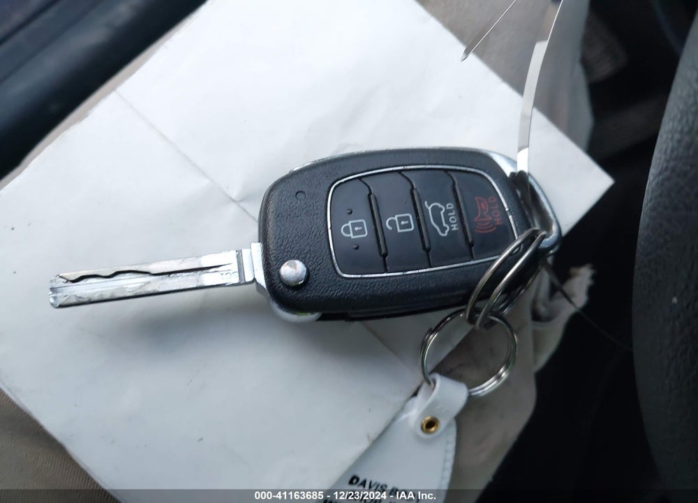 2018 HYUNDAI TUCSON SE VIN: KM8J23A47JU700170