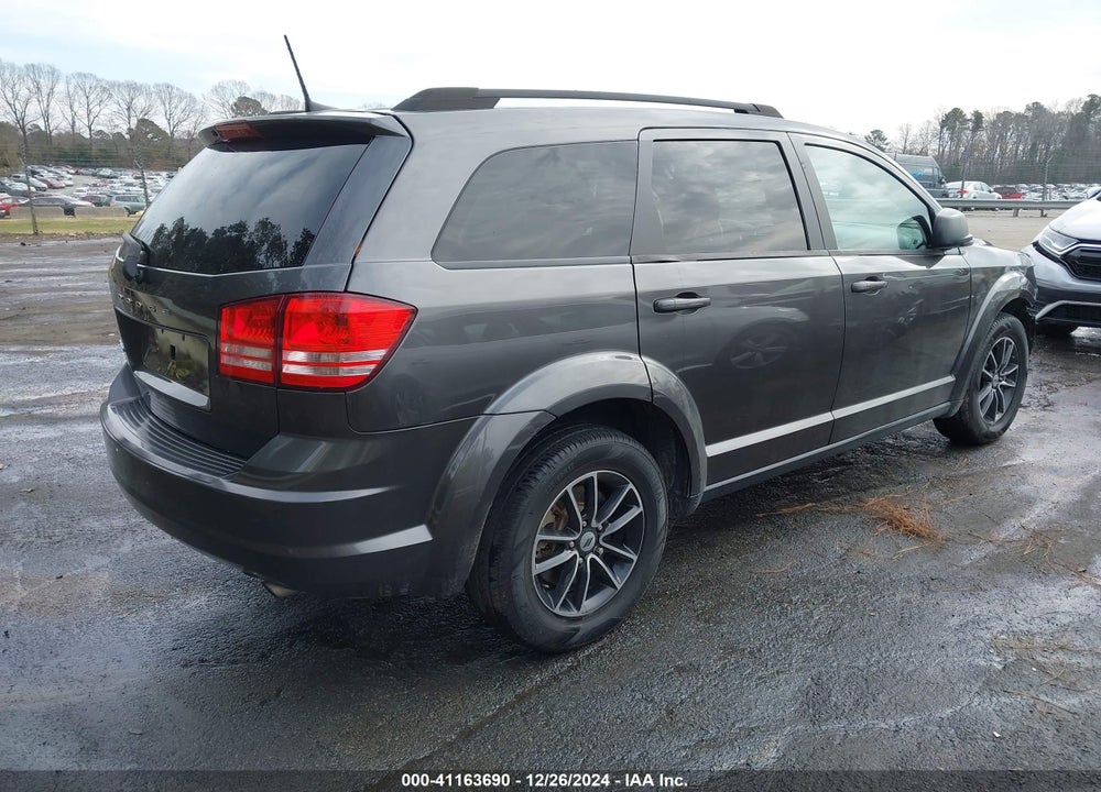 2018 DODGE JOURNEY SE VIN: 3C4PDCAB9JT519833