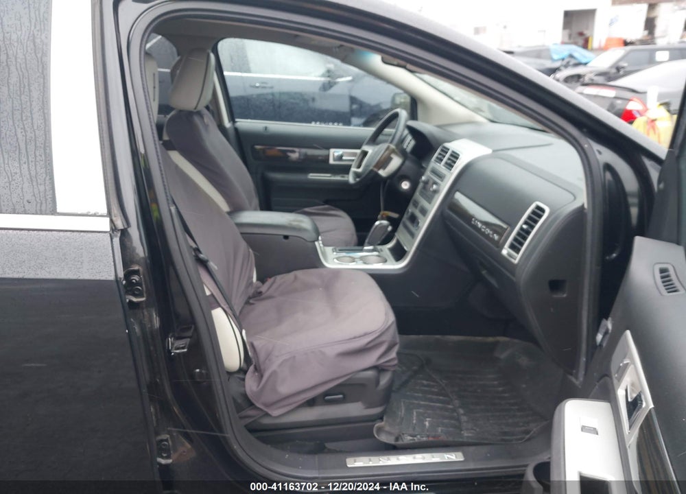 2010 LINCOLN MKX VIN: 2LMDJ6JC1ABJ00683