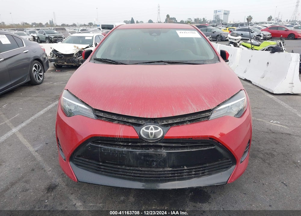 2018 TOYOTA COROLLA LE VIN: 5YFBURHE1JP809953