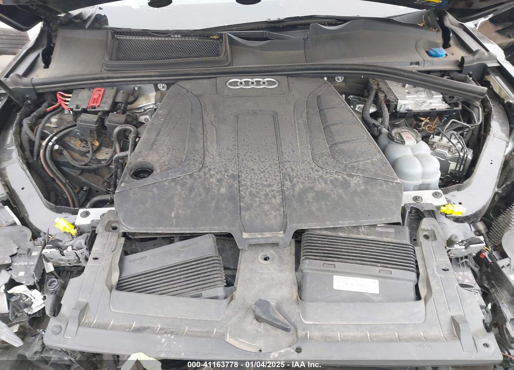 2024 AUDI Q7 PREMIUM PLUS 45 TFSI QUATTRO TIPTRONIC VIN: WA1LCBF7XRD005937
