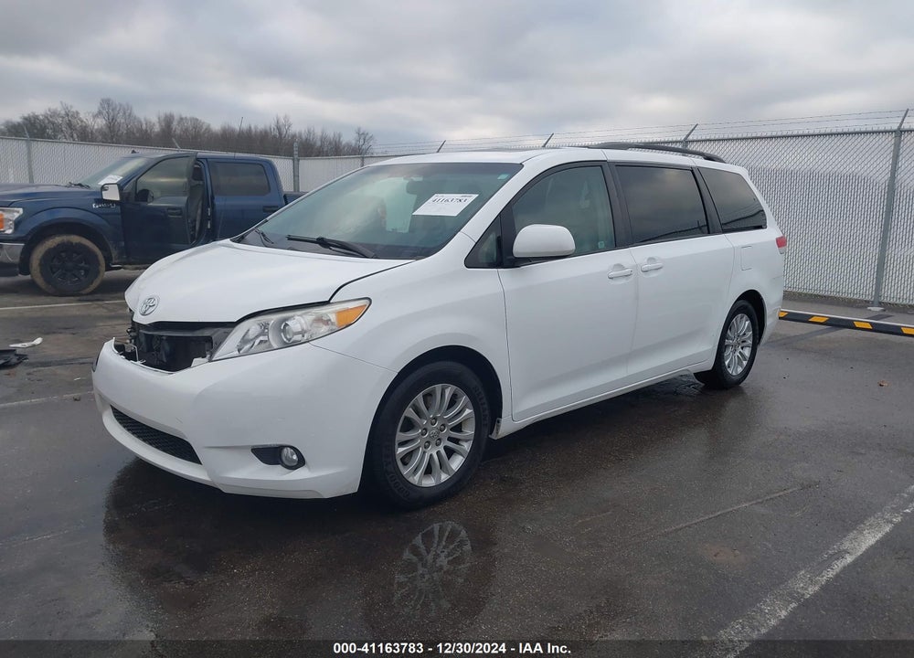 2011 TOYOTA SIENNA XLE V6 VIN: 5TDYK3DC0BS068625