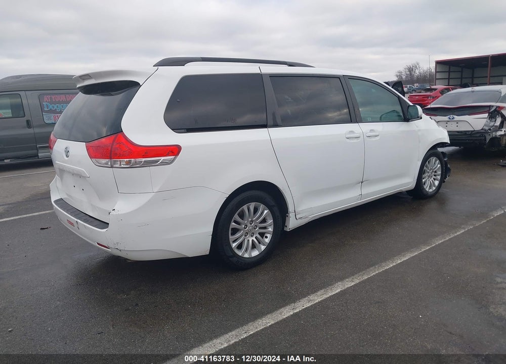 2011 TOYOTA SIENNA XLE V6 VIN: 5TDYK3DC0BS068625