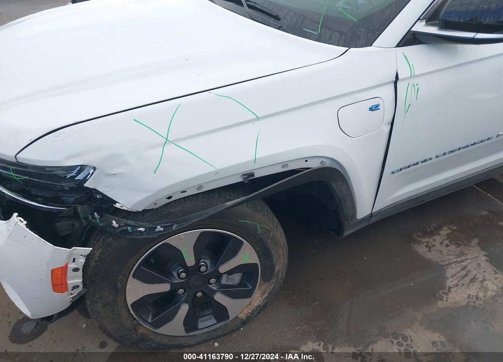 2024 JEEP GRAND CHEROKEE 4XE VIN: 1C4RJYB64R8515988