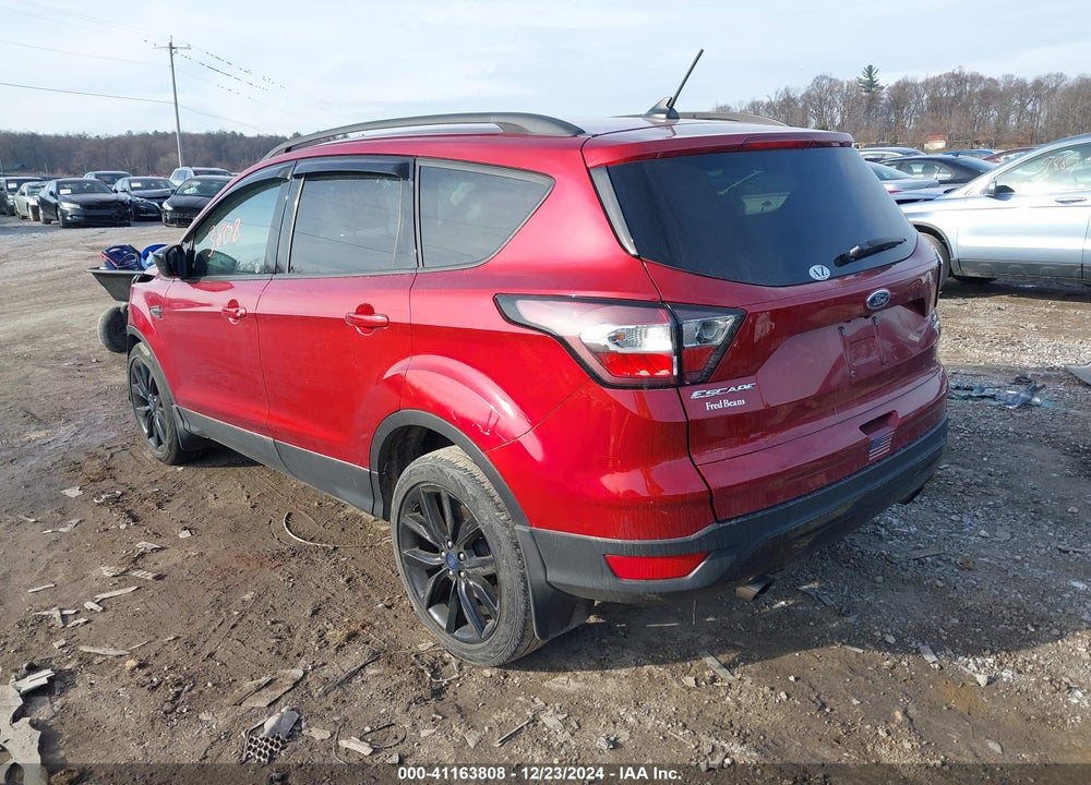 2018 FORD ESCAPE SE VIN: 1FMCU9GD5JUB02852