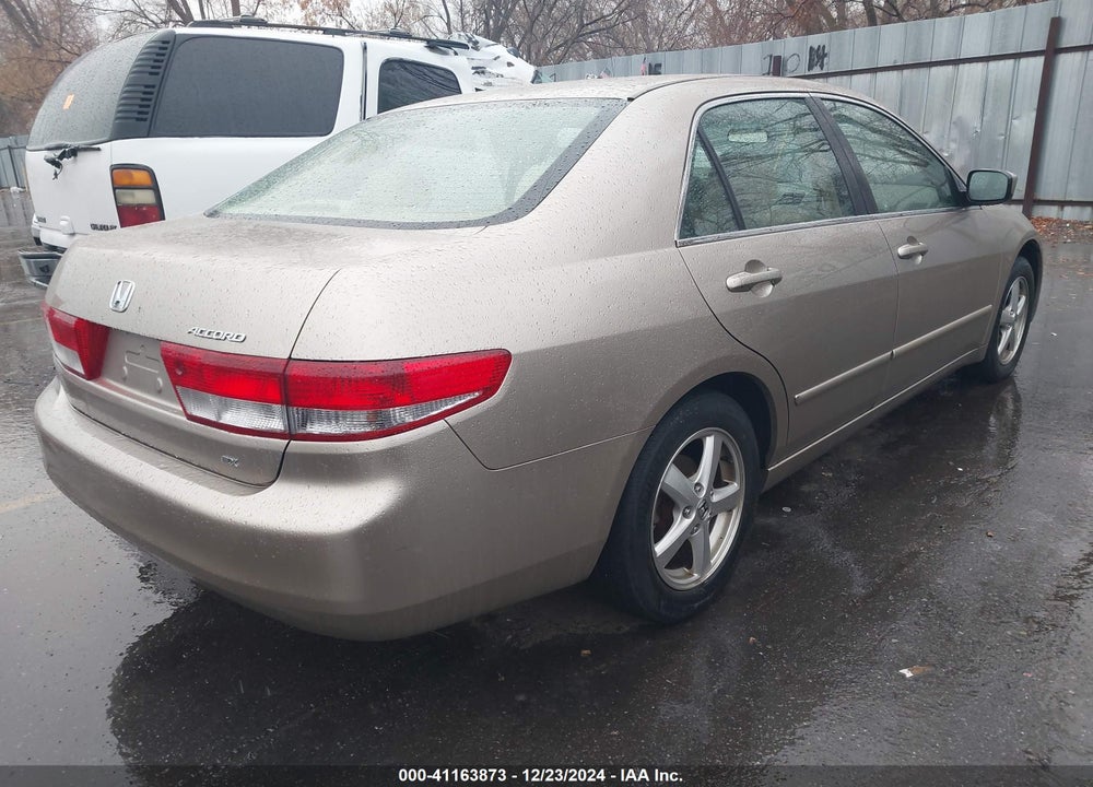 2004 HONDA ACCORD 2.4 EX VIN: JHMCM56724C005349