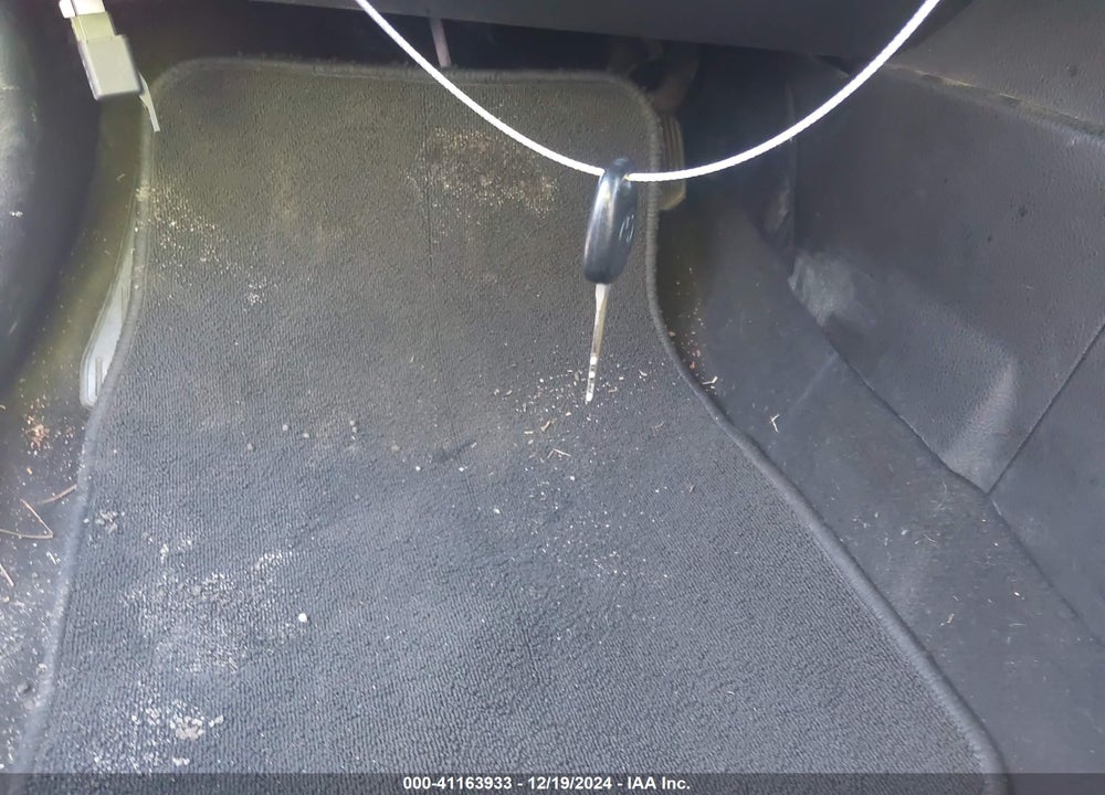 2017 TOYOTA COROLLA L VIN: 5YFBURHE2HP583738