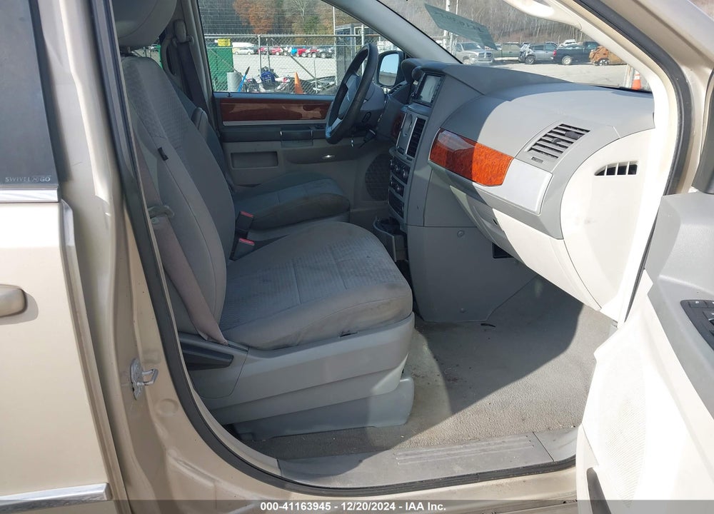 2009 CHRYSLER TOWN & COUNTRY TOURING VIN: 2A8HR54129R606002
