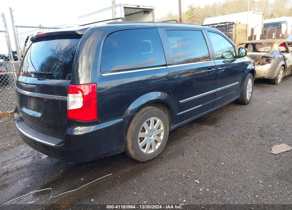 2014 CHRYSLER TOWN & COUNTRY VIN: 2C4RC1BG0ER231802