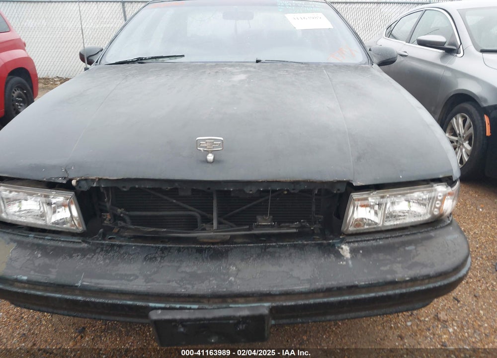 1996 CHEVROLET CAPRICE / IMPALA CLASSIC SS VIN: 1G1BL52PXTR162833