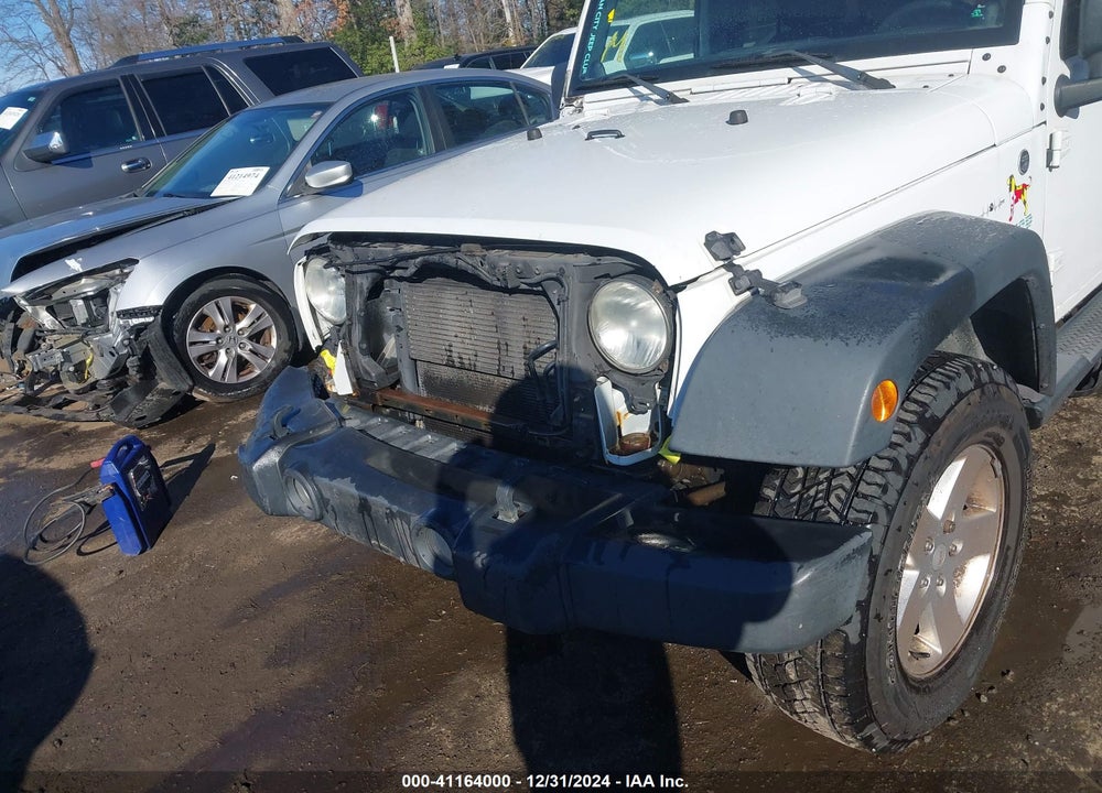 2013 JEEP WRANGLER UNLIMITED SPORT VIN: 1C4BJWDG3DL637971