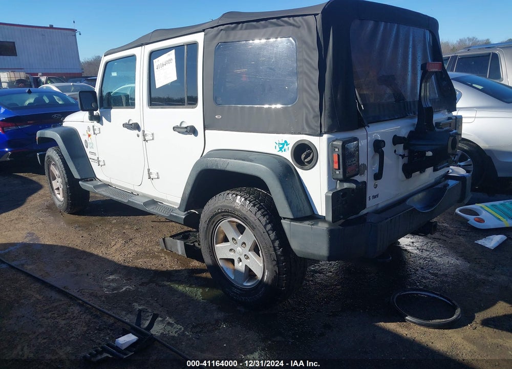 2013 JEEP WRANGLER UNLIMITED SPORT VIN: 1C4BJWDG3DL637971