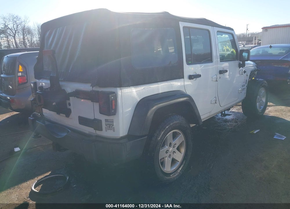 2013 JEEP WRANGLER UNLIMITED SPORT VIN: 1C4BJWDG3DL637971