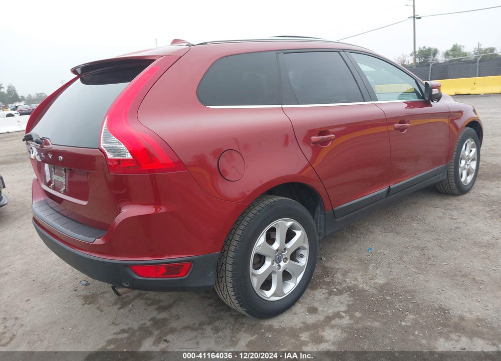 2011 VOLVO XC60 3.2 VIN: YV4940DL2B2197435