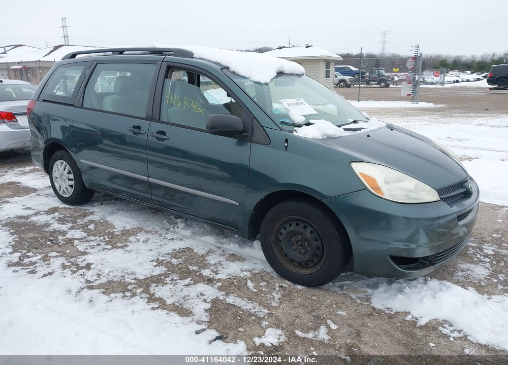 2004 TOYOTA SIENNA CE VIN: 5TDZA23C34S133750