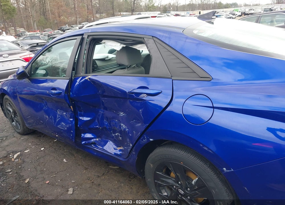 2021 HYUNDAI ELANTRA VIN: KMHLM4AG1MU163187