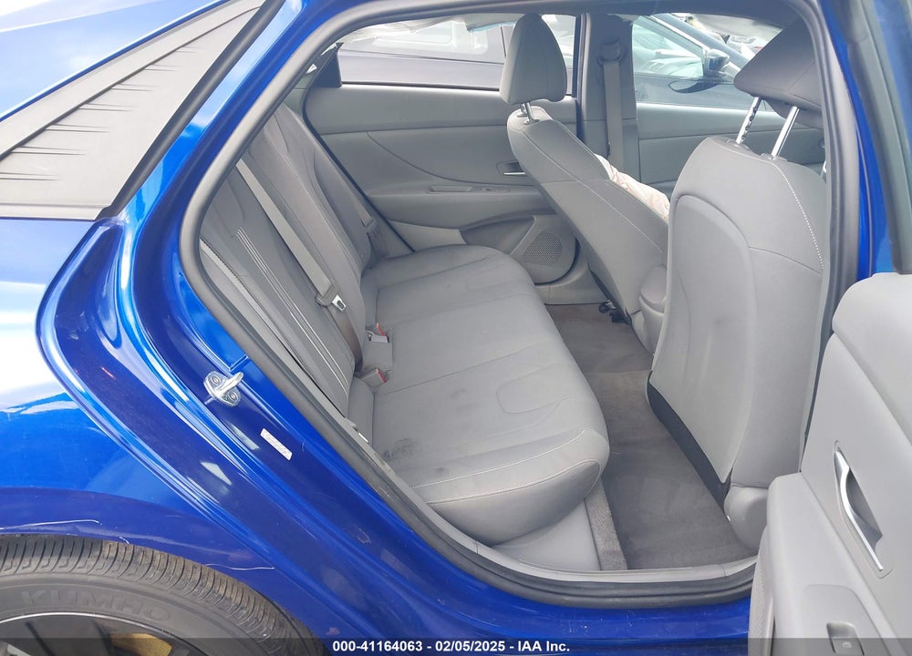 2021 HYUNDAI ELANTRA VIN: KMHLM4AG1MU163187