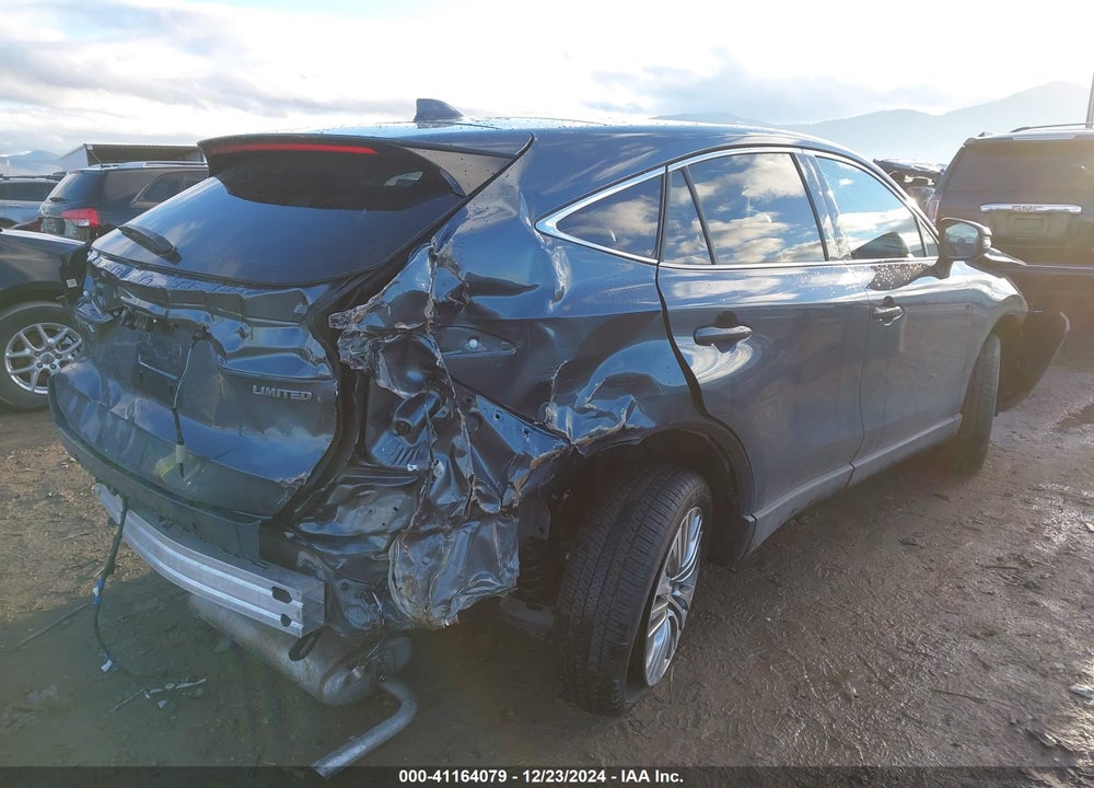 2024 TOYOTA VENZA VIN: JTEAAAAH3RJ180069