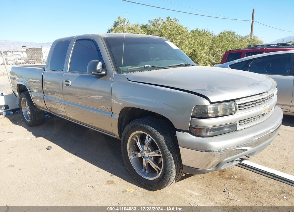 2000 CHEVROLET SILVERADO 1500 VIN: 2GCEK19V2Y1406060
