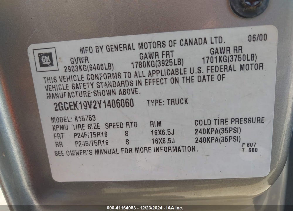 2000 CHEVROLET SILVERADO 1500 VIN: 2GCEK19V2Y1406060