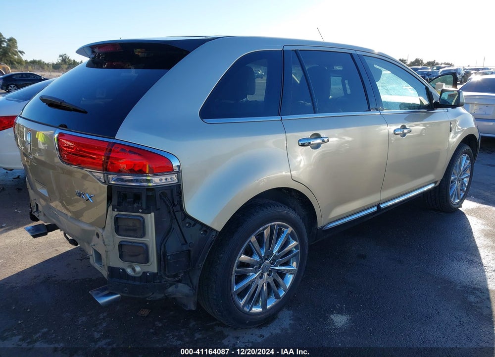 2011 LINCOLN MKX VIN: 2LMDJ6JK6BBJ03877