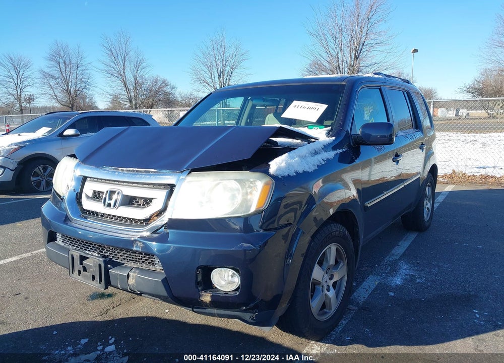 2011 HONDA PILOT EX VIN: 5FNYF4H44BB045107
