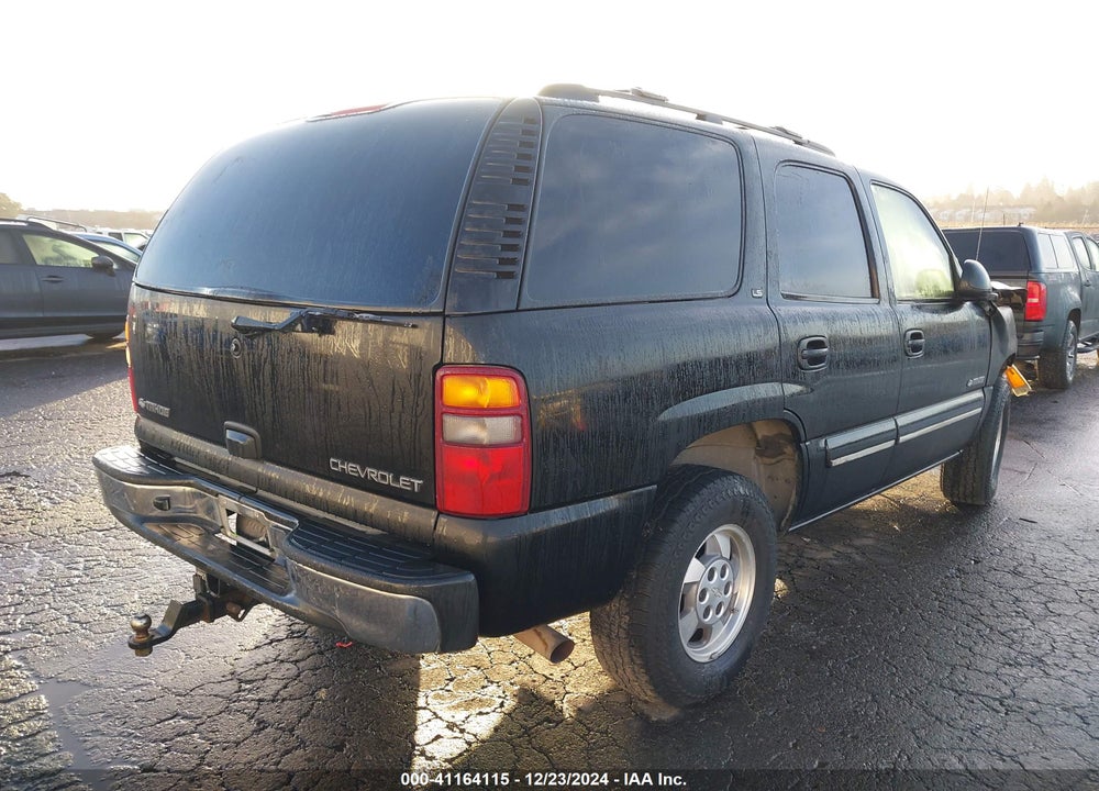 2001 CHEVROLET TAHOE LS VIN: 1GNEC13T71R176136