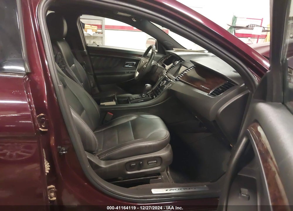 2019 FORD TAURUS LIMITED VIN: 1FAHP2F89KG118443