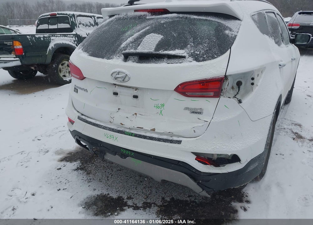 2017 HYUNDAI SANTA FE SPORT 2.4L VIN: 5NMZUDLBXHH020090