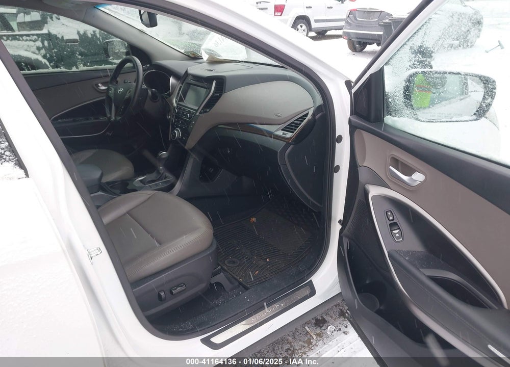 2017 HYUNDAI SANTA FE SPORT 2.4L VIN: 5NMZUDLBXHH020090