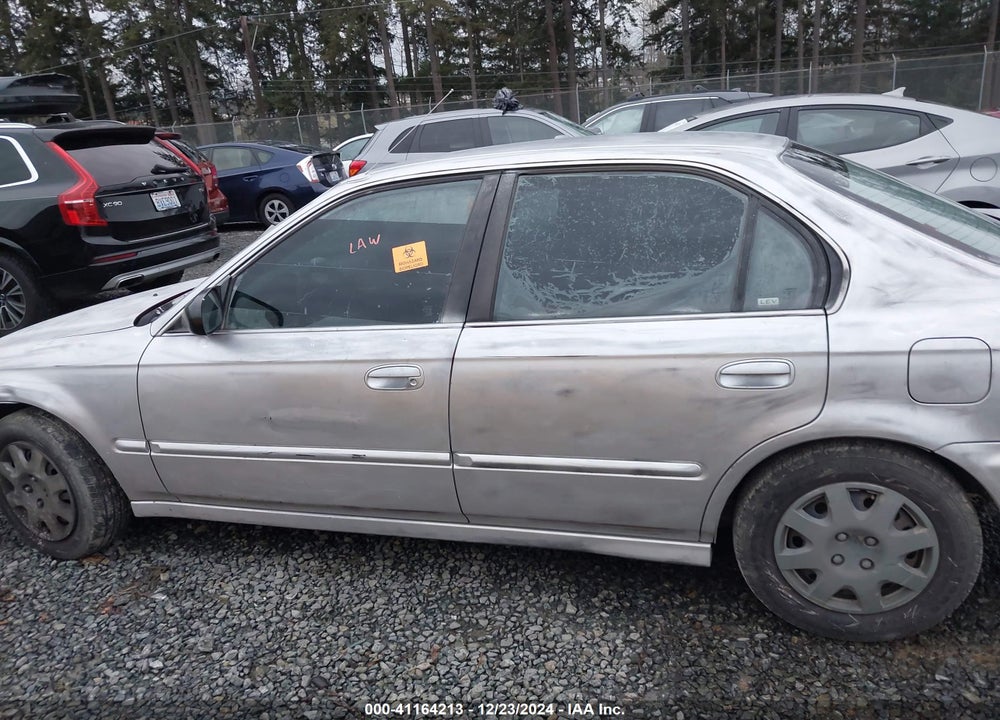1998 HONDA CIVIC LX VIN: 1HGEJ6677WL018370