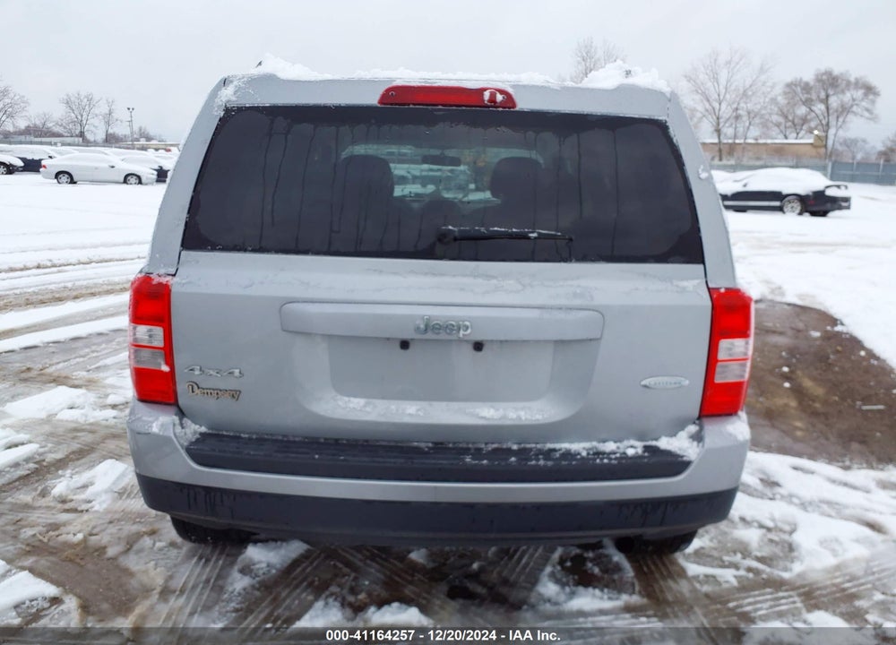 2014 JEEP PATRIOT LATITUDE VIN: 1C4NJRFB8ED778451