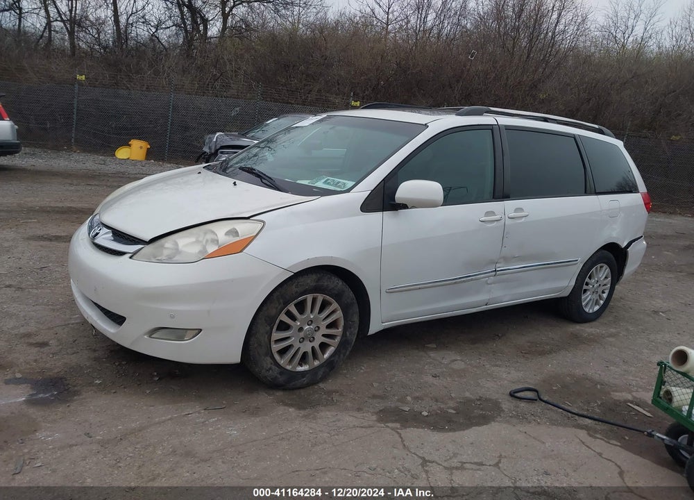 2008 TOYOTA SIENNA LIMITED VIN: 5TDBK22C18S020255