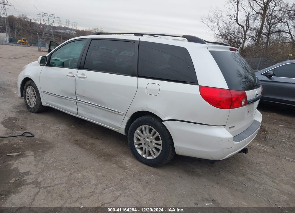2008 TOYOTA SIENNA LIMITED VIN: 5TDBK22C18S020255