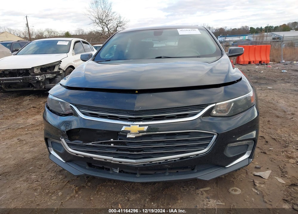 2018 CHEVROLET MALIBU VIN: 1G1ZD5ST2JF144270