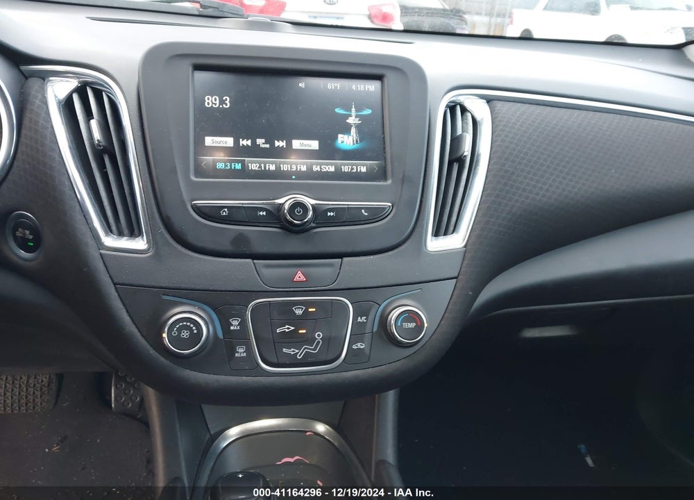 2018 CHEVROLET MALIBU VIN: 1G1ZD5ST2JF144270