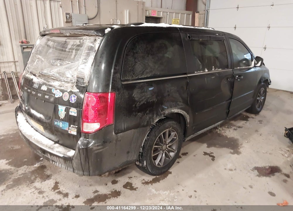 2017 DODGE GRAND CARAVAN VIN: 2C4RDGCG5HR600379