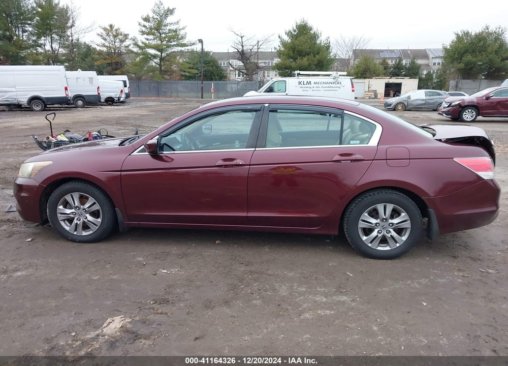 2011 HONDA ACCORD 2.4 LX-P VIN: 1HGCP2F49BA097406