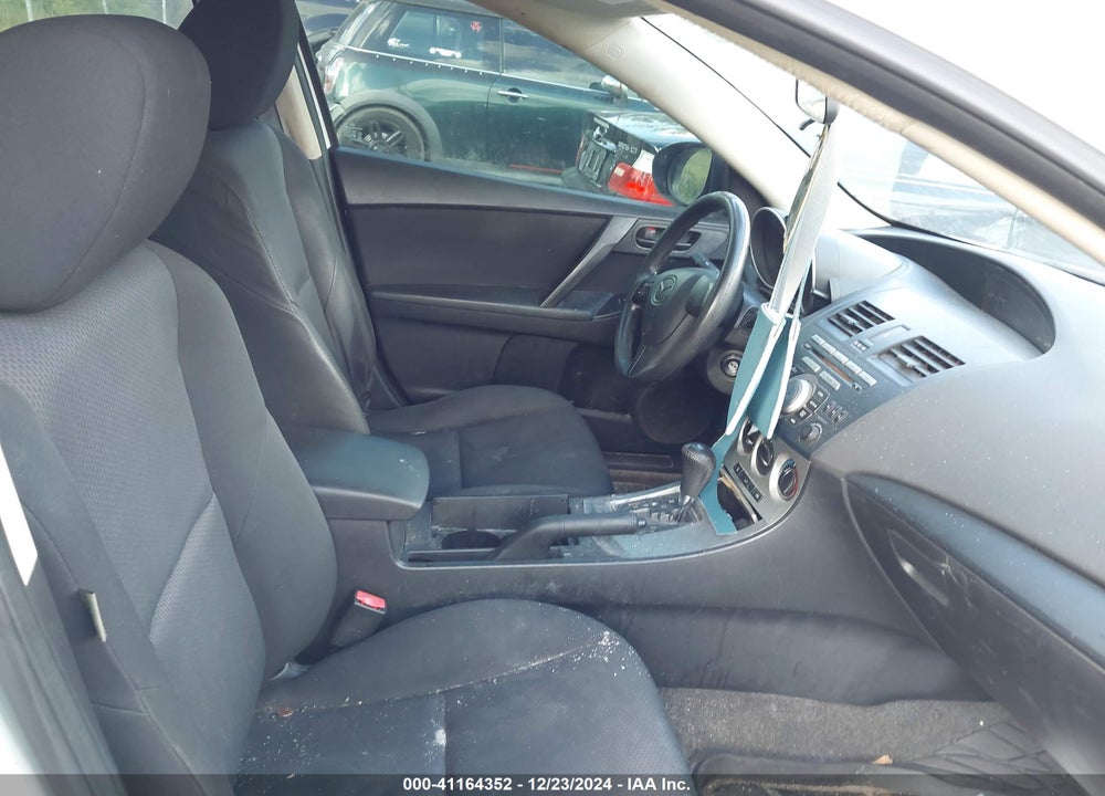 2010 MAZDA 3 I SPORT VIN: JM1BL1SF6A1276170