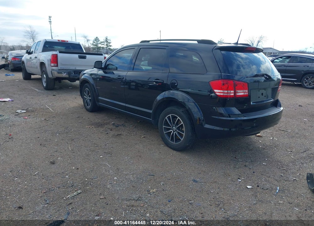 2018 DODGE JOURNEY SE VIN: 3C4PDCAB1JT527022
