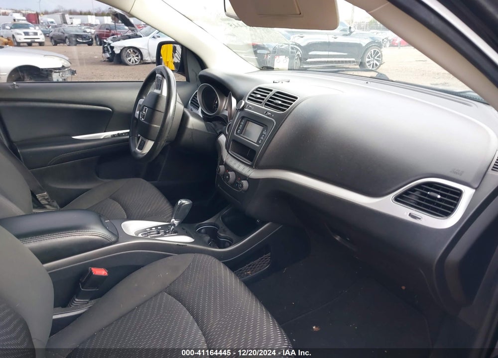 2018 DODGE JOURNEY SE VIN: 3C4PDCAB1JT527022